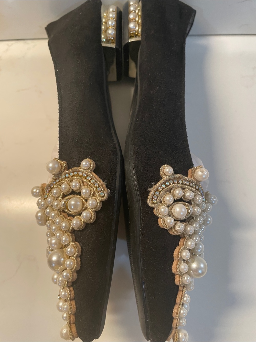 Black Pearl-Embellished Pointed Flats for Women - Picture 3 of 6